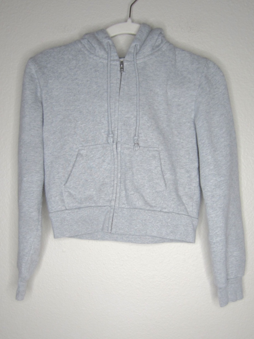 Brandy Melville| Grey Zip Up Cropped Hoodie - Picture 2 of 5